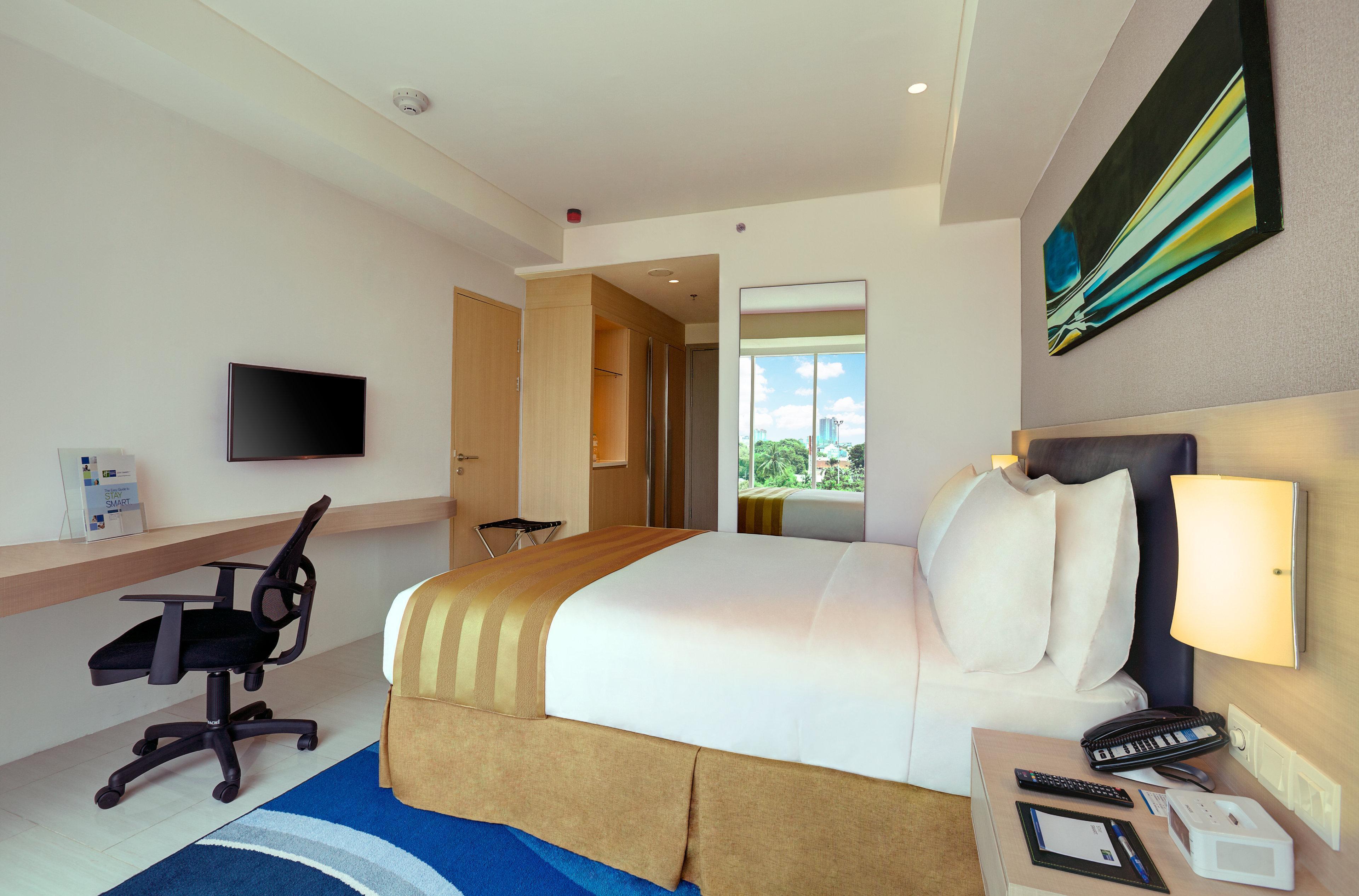 Holiday Inn Express Jakarta International Expo By Ihg Kültér fotó