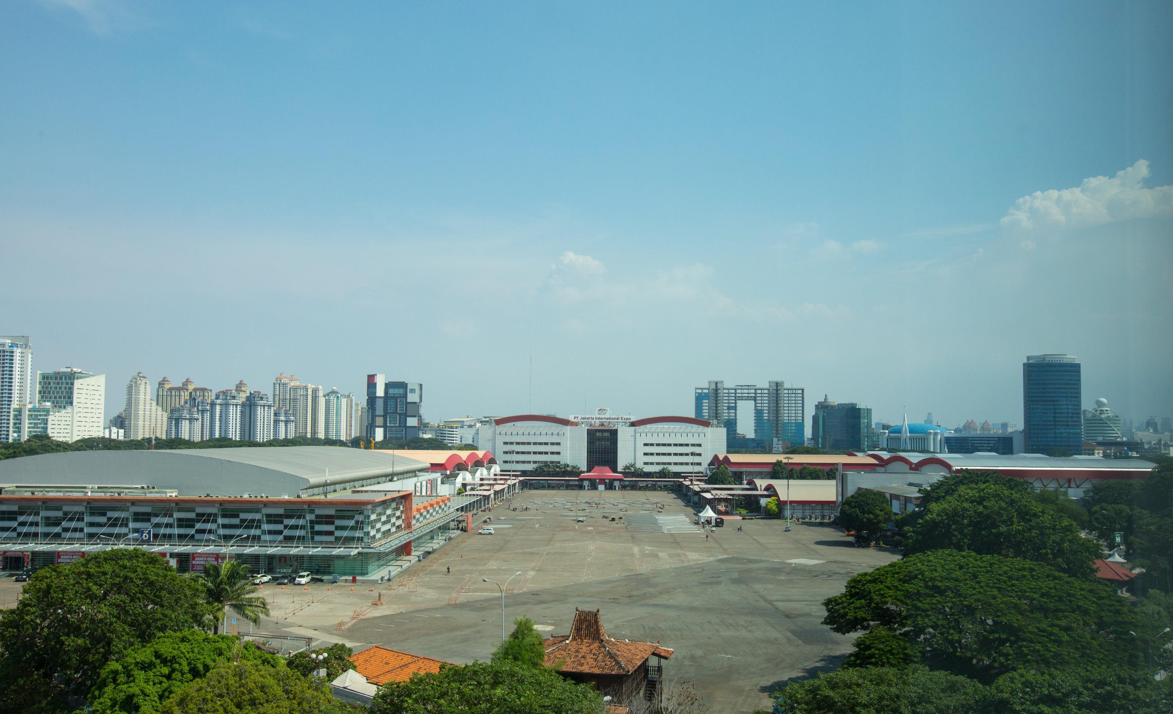 Holiday Inn Express Jakarta International Expo By Ihg Kültér fotó